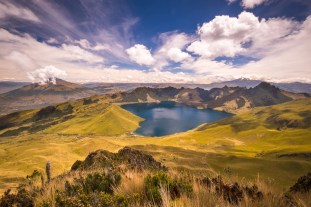 ecuador-fuya-fuya-hike-summit-caricocha.